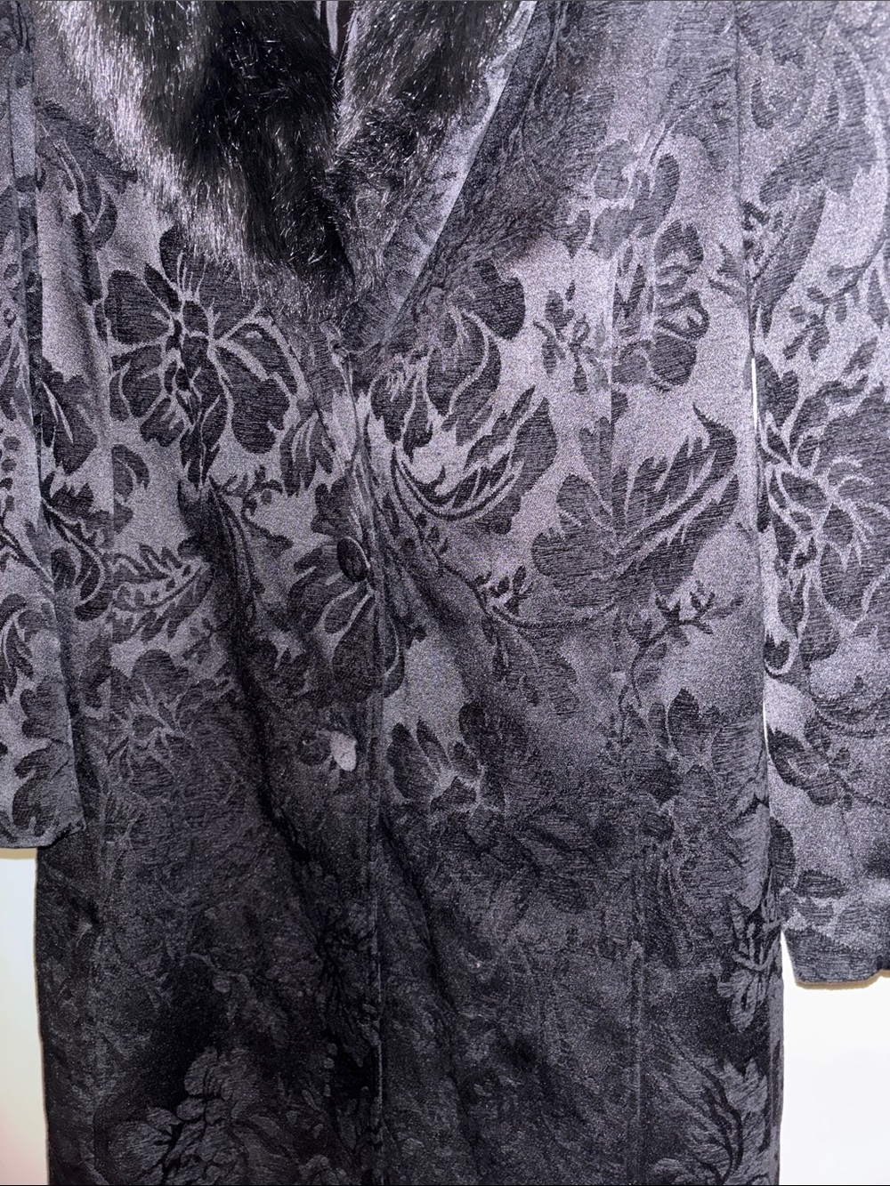 Vintage Merona Black Floral Jacquard Coat with removable Faux Fur Shawl Collar - Picture 4 of 5